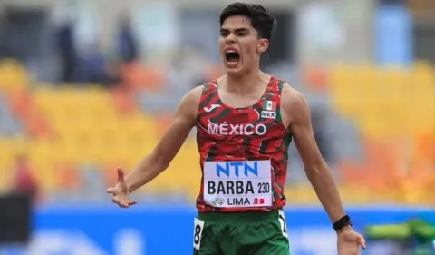 Emiliano Barba brilla en 5km marcha con el oro en Poděbrady 2026.