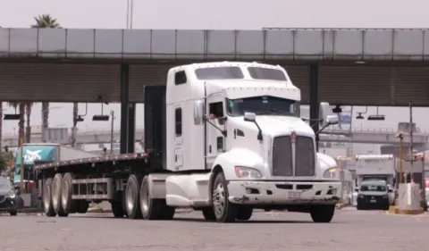 Anuncia SICT Programa de Modernización del Autotransporte Federal de Pasaje y Carga.