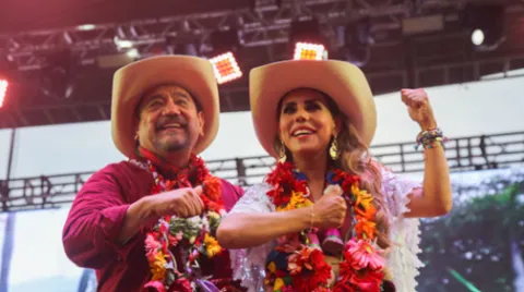 eveleyn y felix salgado