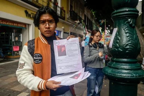Hijo de Blanca Adriana Vázquez continúa su búsqueda en Puebla.
