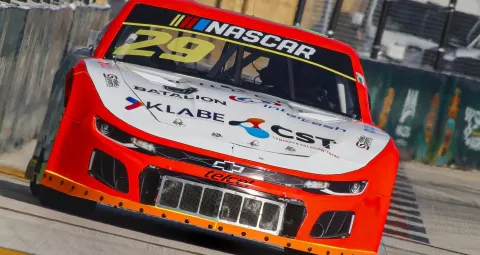 El piloto Koke de la Parra llegará a Puebla en noveno lugar.