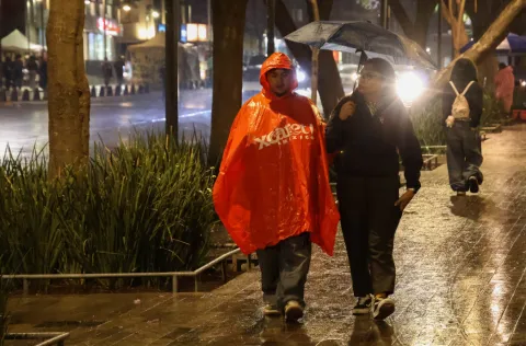 Hay pronóstico de lluvias fuertes y posible caída de granizo en la CDMX.