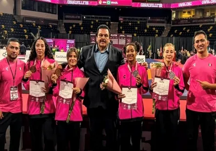 Lucha olímpica mexicana logra medallas y pase a los Panamericanos.