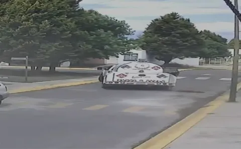 Mucha crueldad, pipa de gas le pasa encima a perrito en Huejotzingo.