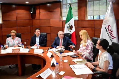 Secretaría de Salud fortalece atención del embarazo y parto en México.