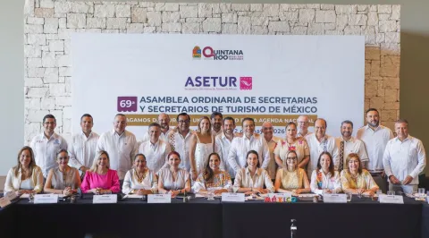 Josefina Rodríguez toma protesta a la Mesa Directiva 2026-2027 de ASETUR.