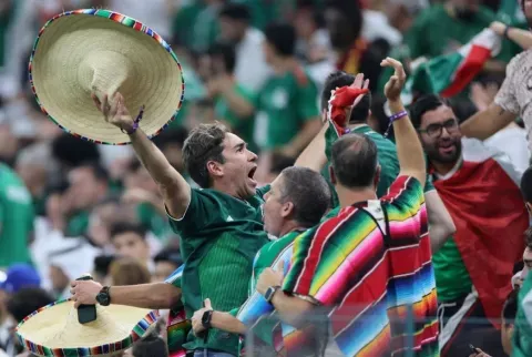 Todos al zócalo de Puebla, instalarán una pantalla gigante para el Mundial de Futbol.